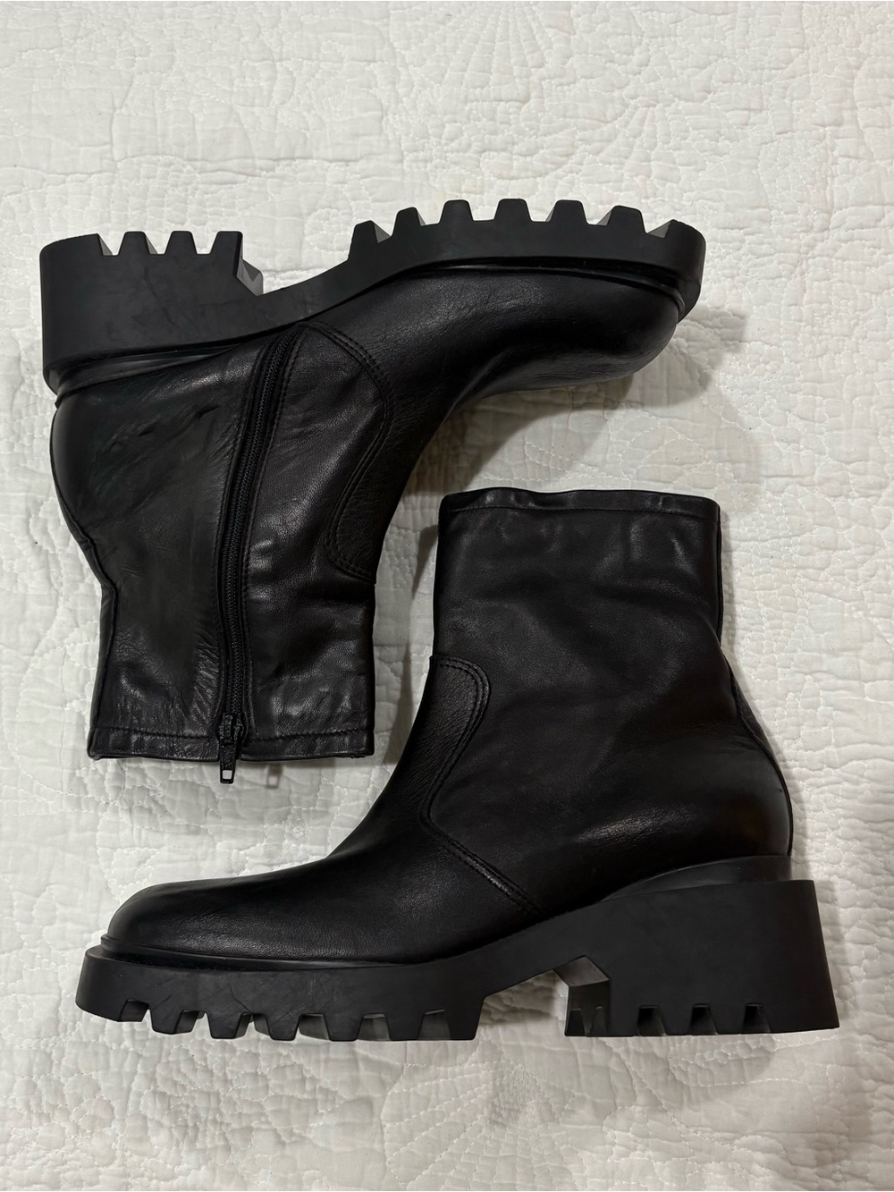 VTG Y2K GUESS Made in Italy Black Leather Chunky Boots Square Toe US 7.5 Punk
